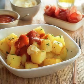 Patatas bravas