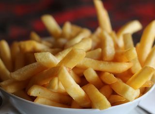 Patatas fritas (ración)