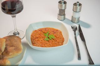 Zacusca pregatita in casa