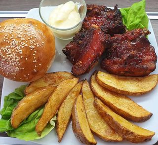 Coaste de porc la cuptor