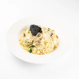 Risotto s junetinom, kikirikijem i porilukom