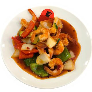 Gambas salteadas con kum bao (picante)