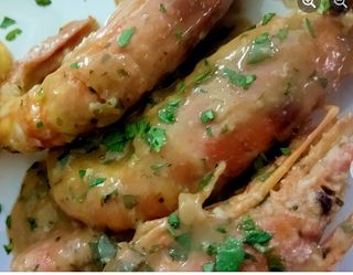 Gamberoni sfumati al vino bianco