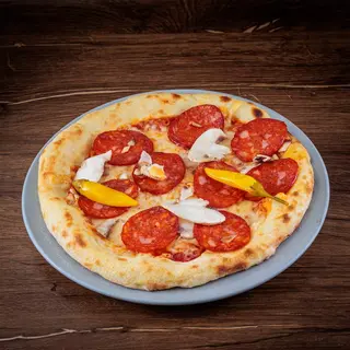 Akcija Pizza Mađarica 24cm + Coca-Cola 0.33l