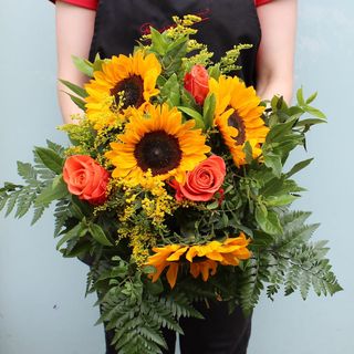 Ramo de Girasoles y Rosas L