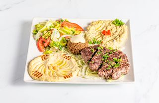 Combinado kafta con ensalada (sin gluten/halal) - مشكل كفتة