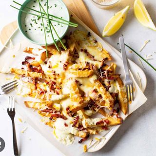 Plato Gratinado De Baicon Con Patatas