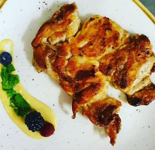 Coscia di pollo disossata