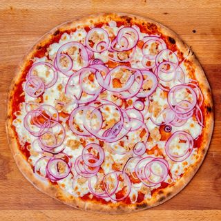 Pizza Tonno E Cipolla