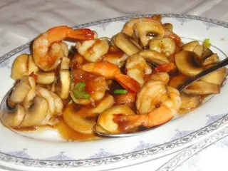 80. Gambas Con Champiñones