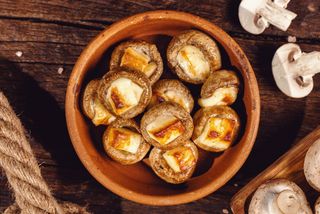 სოკო კეცზე სულგუნით