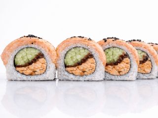 California grilowany łosoś 8 szt.