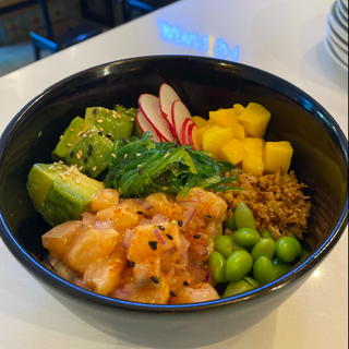 Poke bowl de Salmon Spicy