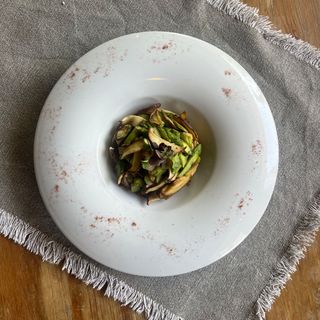 Esparragos salteados con setas shiitake (vegano)