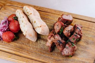 Шашлик зі свинячого ошийка (300г)