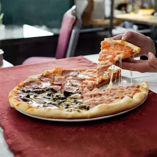 Pizza Quattro Stagioni