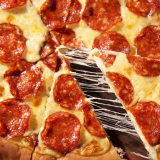 Pizza Pepperoni (35 Cm.)