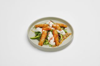 Салат со страчателлой