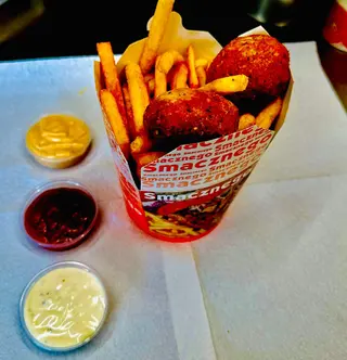 Box falafel