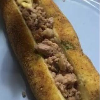 Crocchettone ripieno salsiccie e cheddar