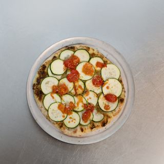 Pizza Calabacín y Pesto Pistacho