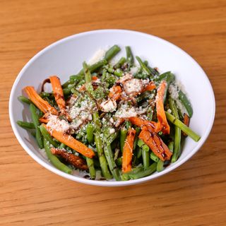 Зелена фасолька Пінто під пармезаном (200г)