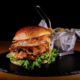 Doble Smash Burger Trufada