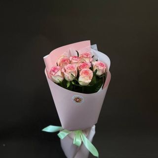Букет из 9 роз Джумилия