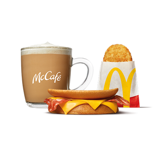 Тост із сиром та беконом Меню