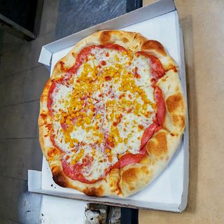 Pizza Salami Ø 32cm