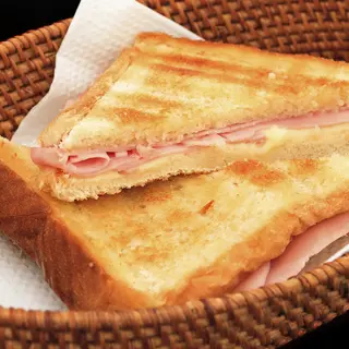 Sándwich mixto 