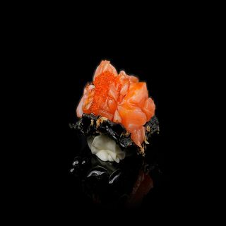 9 Crispy nori sake 1 pezzo