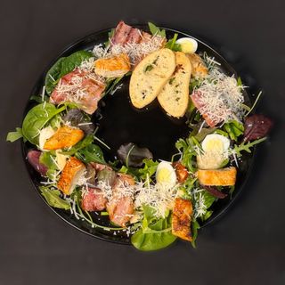 Салат Цезар (250г)