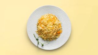 391.Пържен ориз със зеленчуци