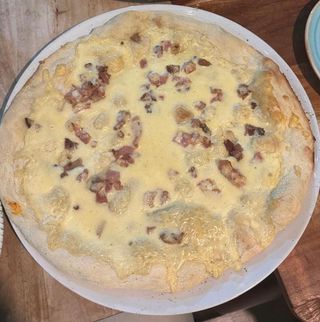 Pizza Carbonara