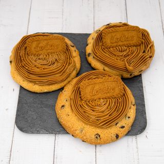 Cookies crumbl Lotus