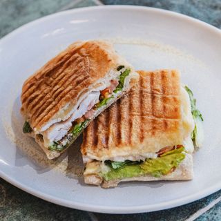 Bocadillo Vegetal De Pollo