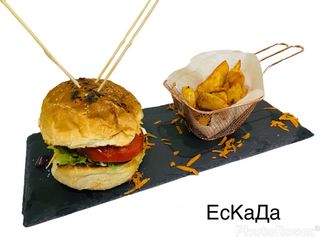 Телешки бургер