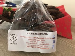 Galletas De Espelta Integral Y Algarrob En Paquete De 200 Grs.