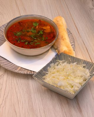 Ciorba de fasole cu ciolan