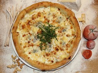 Кватро Формаджі 20 см (310g)