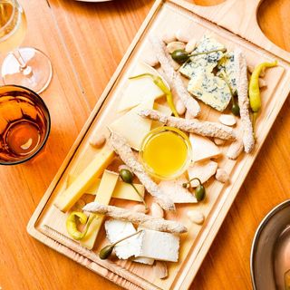 Fusta de Formatges amb mermelada (5 formatges)