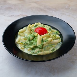 Pasta sa piletinom i spanaćem