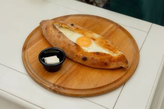 Хачапурі по-аджарськи