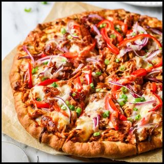 Chicken And Bacon Pizza	