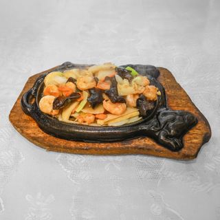 Gambas com alho na chapa