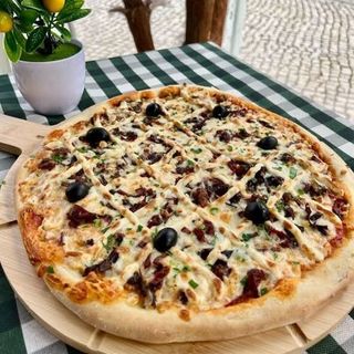 Pizza Carne Seca com Requeijão