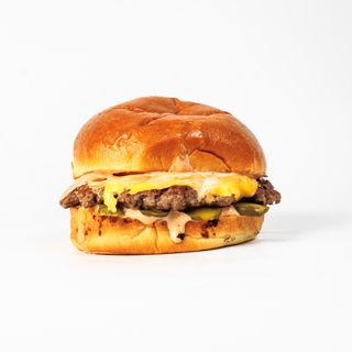 Von Herzog Kissinger Double 200g + 0,33l Pepsi + Pomfrit