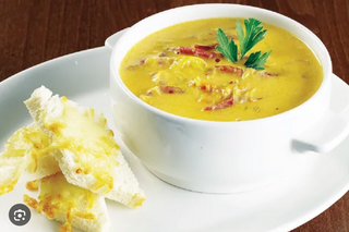 Суп сирний з копченостями