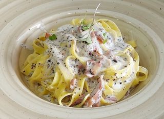 Tagliatelle De Tartufo Y Speck